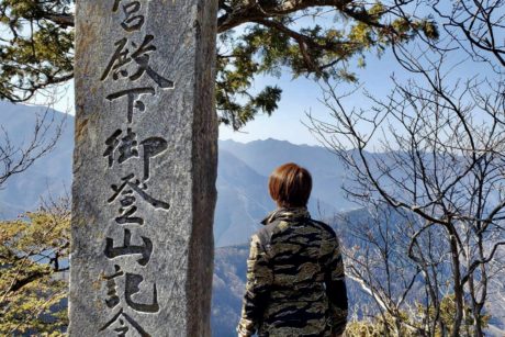 交霊術(霊媒)